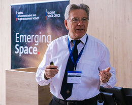 Docent Valko v RTVS 2 o NASA