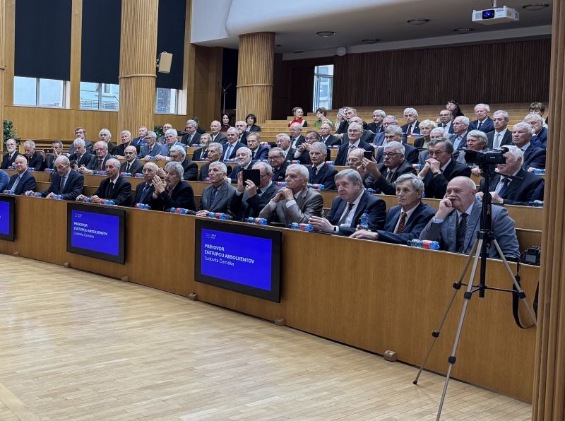 Zlaté promócie našich absolventov z roku 1975