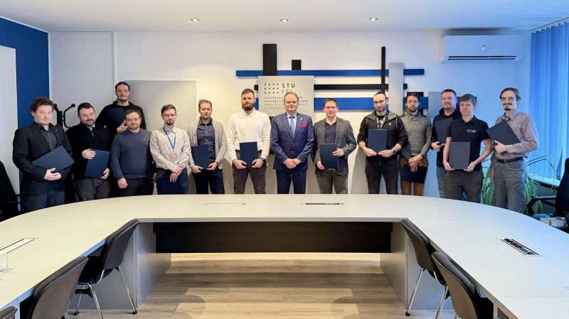 Vyčlenili sme 800 tisíc eur pre inovatívne tímy v oblasti umelej inteligencie a rozvoja spolupráce STUBA – EUBA